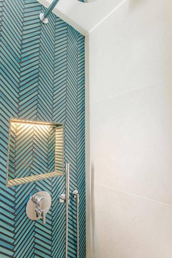 Haus am See mit Badesteg direkt am Wasser, neu renoviert in Treptow - Köpenick, Berlin