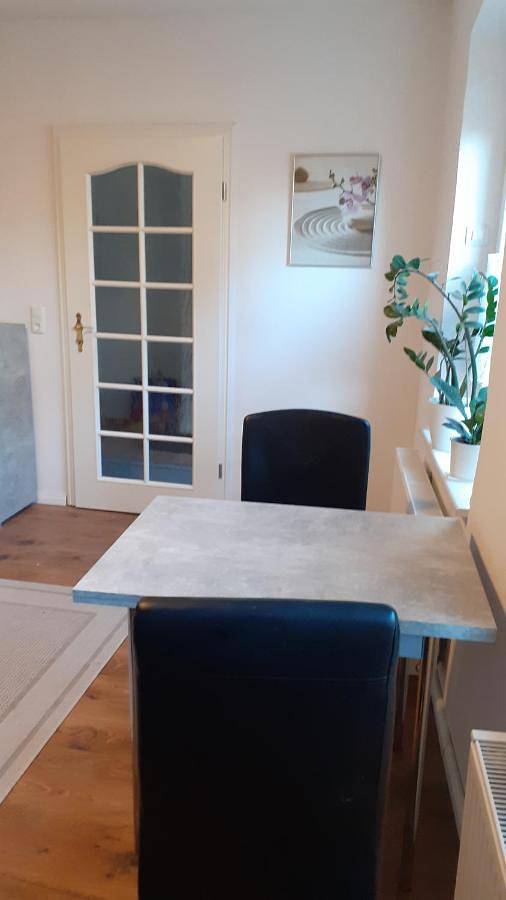 Ganze Wohnung, Two-Bedroom Apartment in Schönebeck (Elbe), Elbe-Börde-Heide