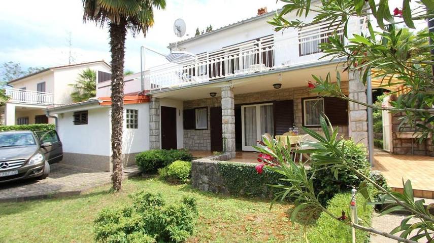 Ferienhaus für 6 Personen, mit Balkon/Terrasse und Garten