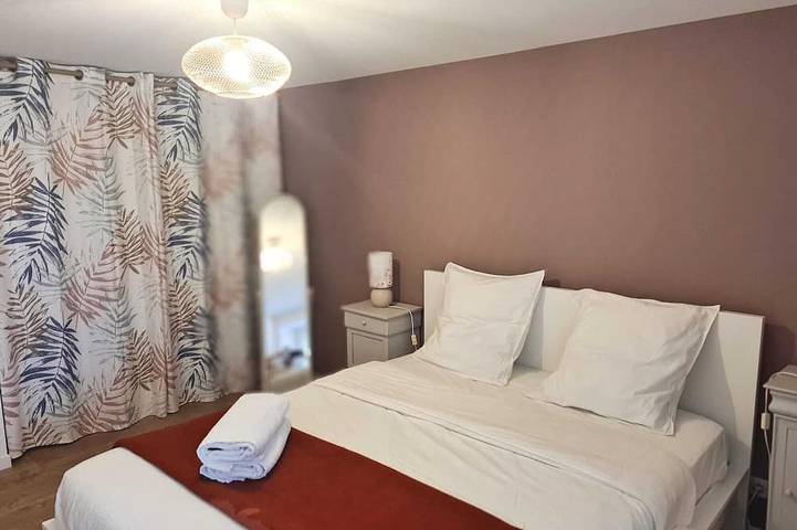 Location de vacances pour 7 personnes, avec jardin et terrasse à Mayrac - 2