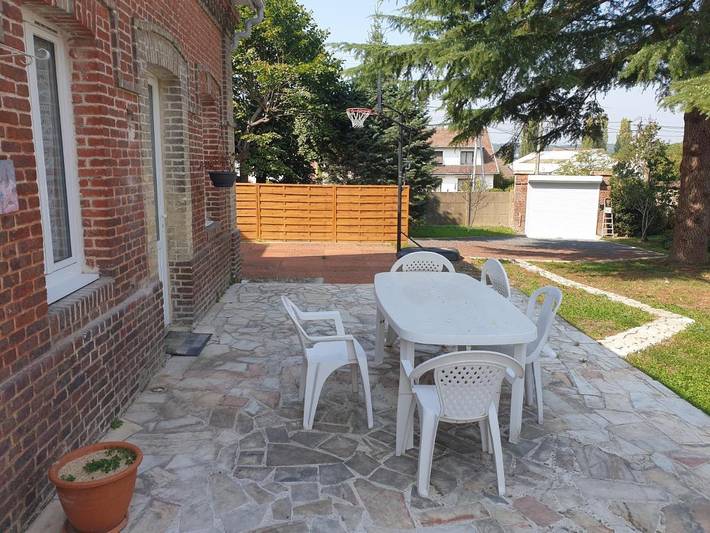 Location de vacances pour 5 personnes, avec jardin et terrasse à Grand-Couronne - 2