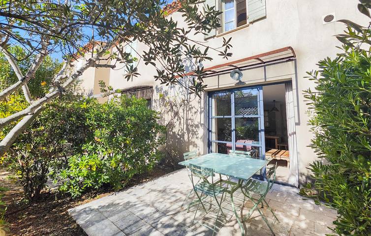 Location de vacances pour 4 personnes, avec jardin et terrasse à Saint-Laurent-de-la-Cabrerisse