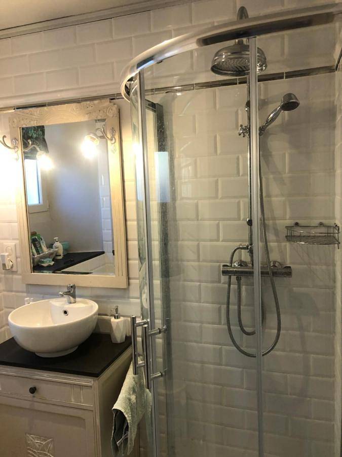 Location de vacances pour 4 personnes, avec piscine ainsi que jardin et vue à Soturac - 4