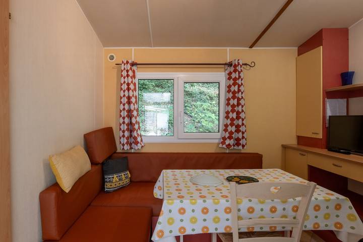 Camping pour 6 personnes, avec jardin dans Gorges de l’Ardèche - 3