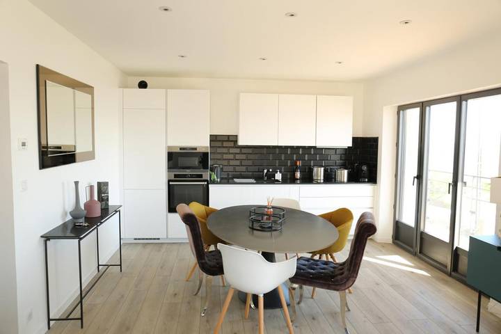 Gîte pour 7 personnes, avec vue ainsi que jardin et balcon dans Jonville - 3