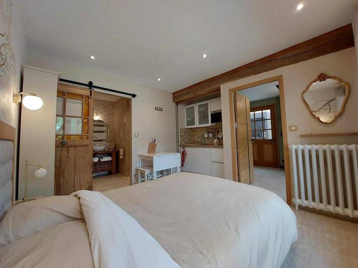 Gîte pour 2 personnes, avec vue et jardin, animaux acceptés à Charmont-sous-Barbuise