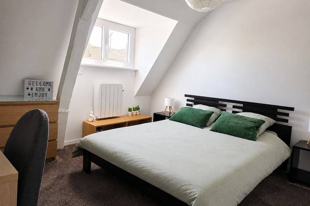 Comfortable 3-Star Home | Roncq Near Lille in Roncq, Lille und Umgebung