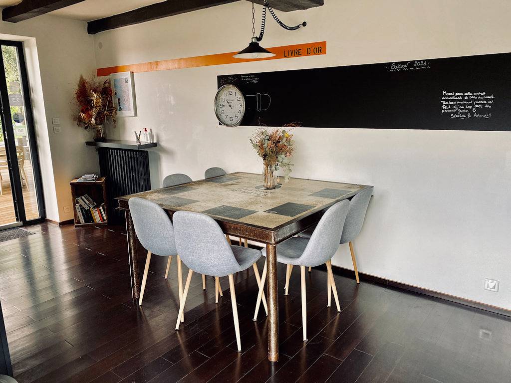 Gite hôme in Le Gua, Côte de Beauté