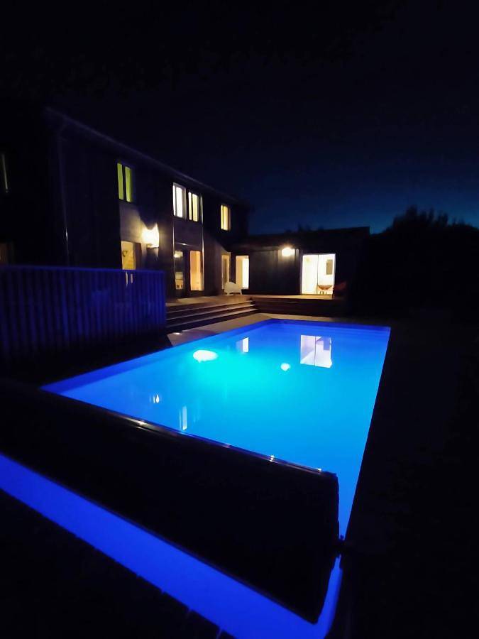 Location de vacances pour 8 personnes, avec Terrasse et Jardin ainsi que Piscine et Vue à Dévillac - 2