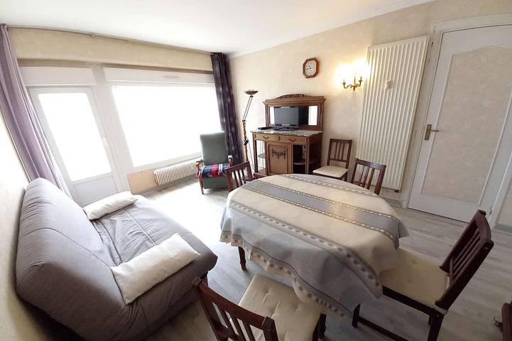 Gîte pour 6 personnes, avec balcon, animaux acceptés dans Piscine Agora - 2