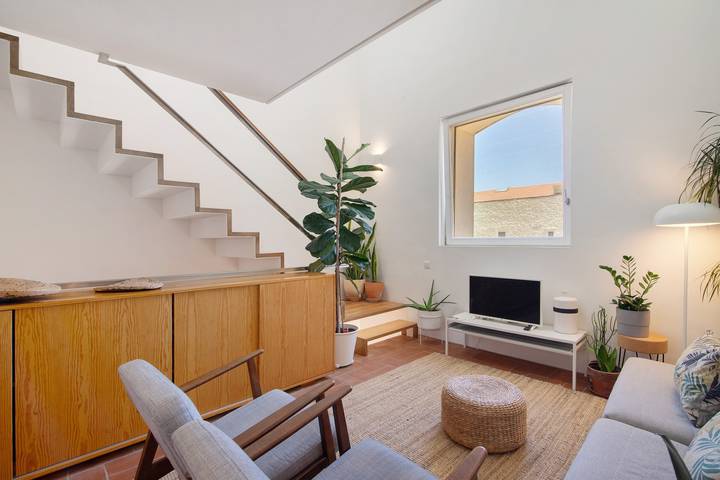 Apartamento entero, Apartamento 'Architect Arts Elegant Bf' con piscina compartida, Wi-Fi y aire acondicionado in Tavira (Santiago), Tavira (Santa Maria e Santiago)