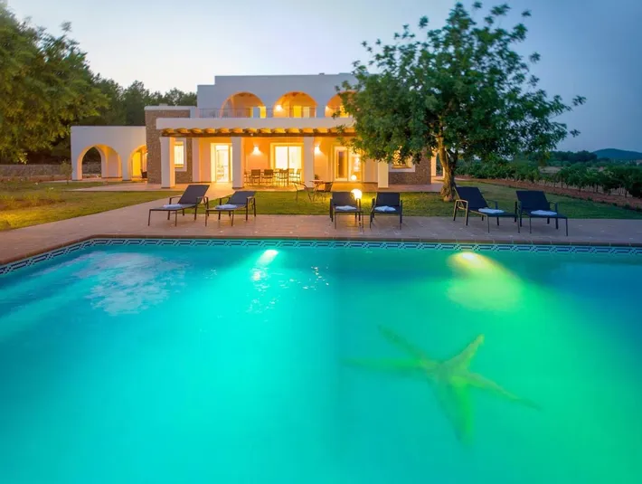Chalet para 8 personas, con piscina y jardín - 1