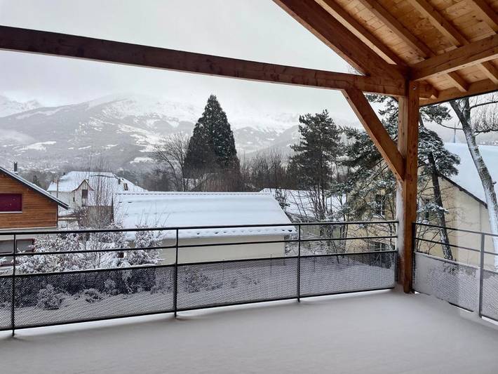 Location de vacances pour 12 personnes, avec vue ainsi que terrasse et jardin, animaux acceptés à Jausiers - 3