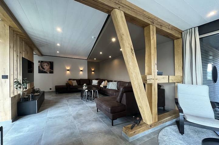 Location de vacances pour 8 personnes, avec balcon et jardin dans Opont - 3