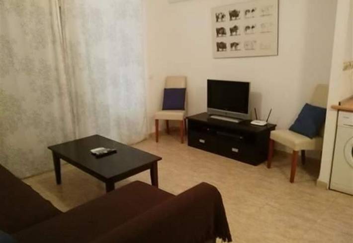 Apartamento entero, Apartamento a 300m de la playa, Vistas a la Piscina con Balcón y Wi-Fi in Playa La Bajadilla, Roquetas de Mar