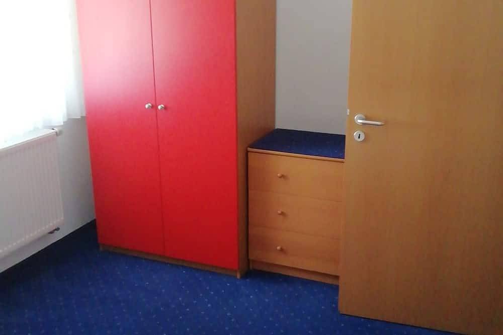 Entire apartment, Appartement mit Anbindung Direkt ans Hotel in Regensburg, Eastern Bavaria