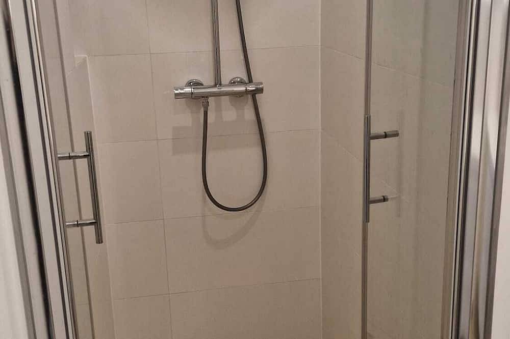 Entire apartment, Historic villa with a view of Drachenfels in Bad Honnef, Siebengebirge