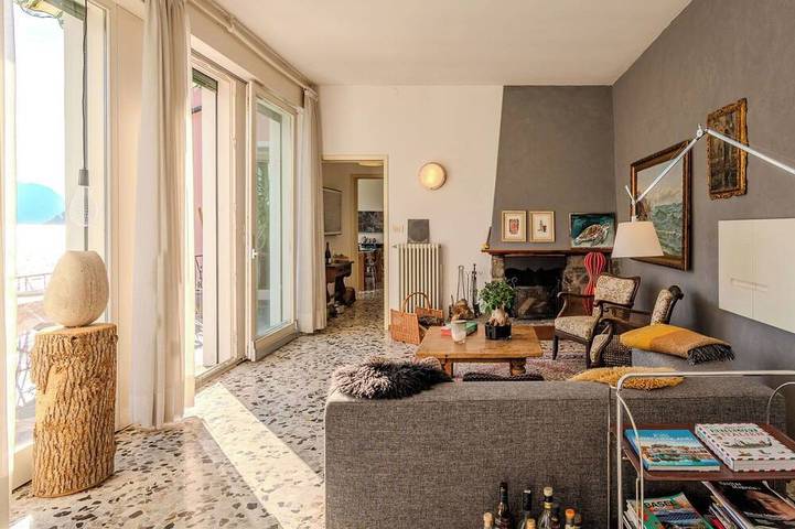 Caratteristica villa indipendente per 5 persone con Wifi, patio, animali ammessi e vista panoramica in Valsolda, Lago di Lugano (Italia)