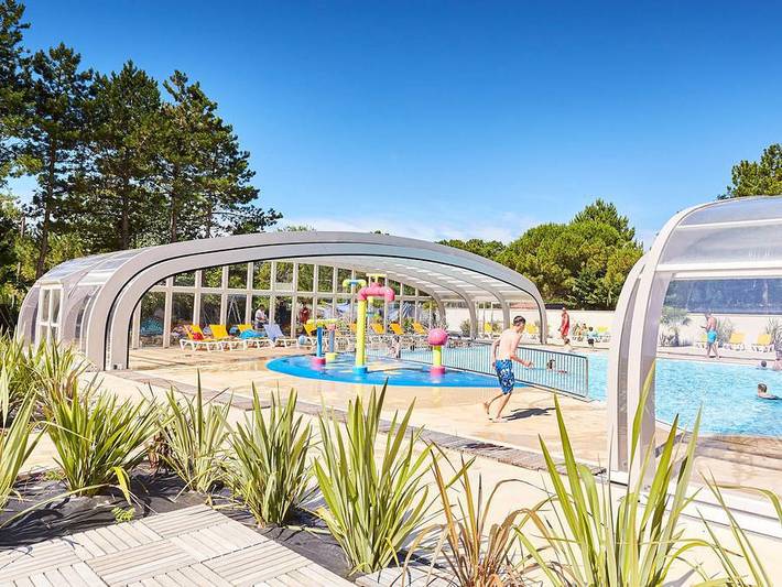 Camping für 8 Personen in Saint-Jean-de-Monts