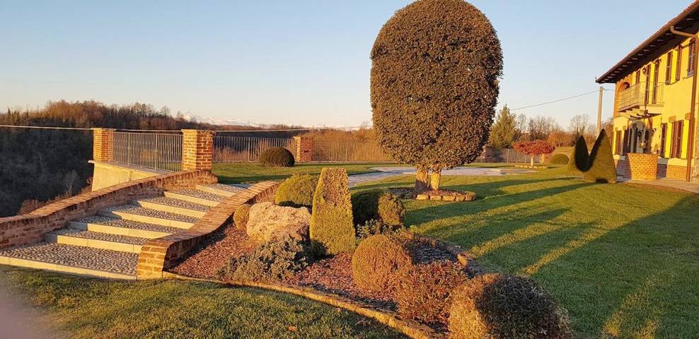 Chambre d’hôte pour 4 personnes, avec piscine ainsi que vue et jardin dans Piémont - 2