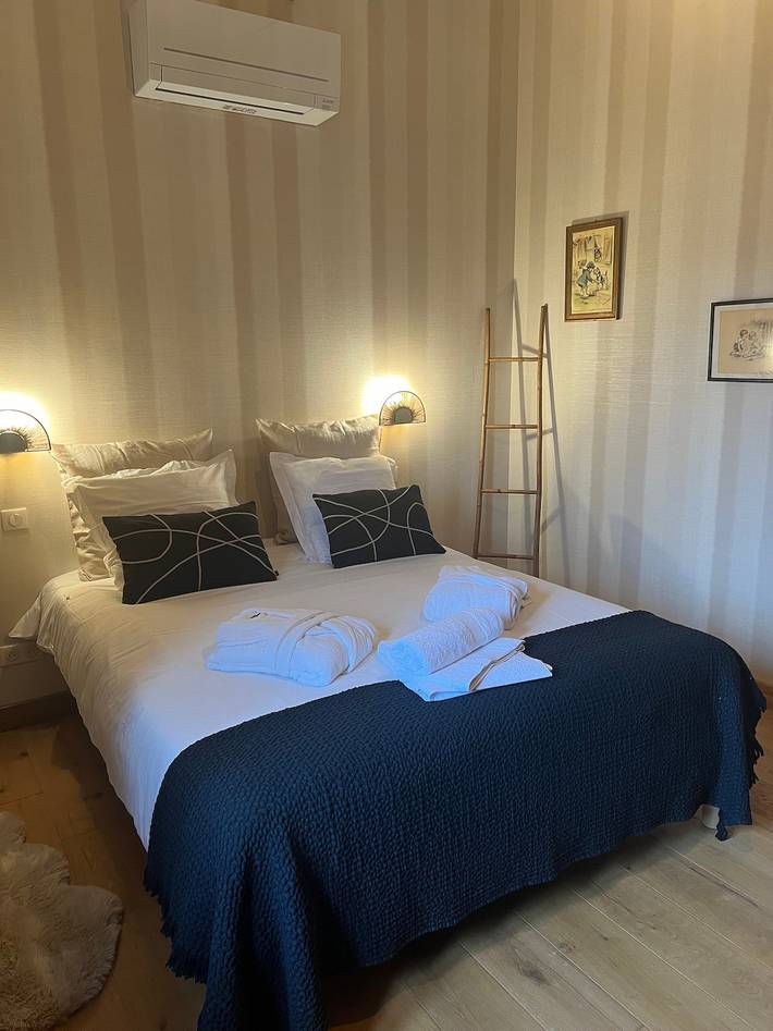 Chambre d’hôte pour 2 personnes, avec jardin à Champdray