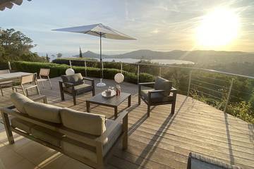 Villa pour 10 personnes, avec jardin dans Anthéor