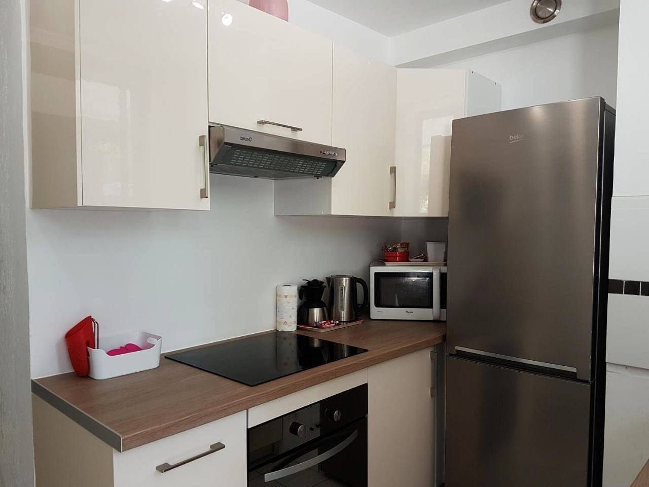 Appartement entier, Venus - Climatisé - Marina Baie des Anges in Villeneuve-Loubet Plage, Villeneuve-Loubet
