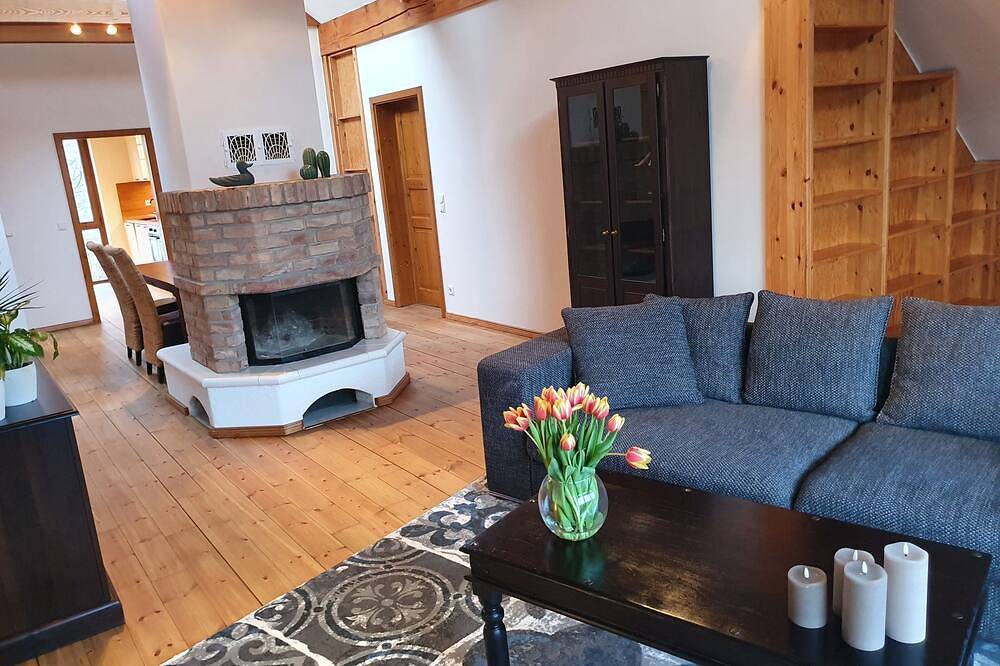 Ganze Wohnung, Wunderschönes 100qm Appartement auf dem Auenhof in Wustermark im Havelland in Wustermark, Havelland