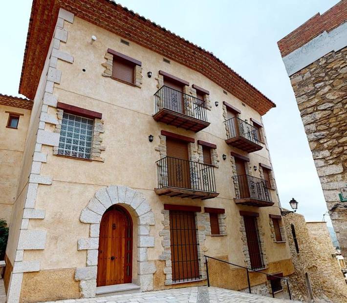 Gîte pour 7 personnes, avec Balcon ainsi que Terrasse et Vue à Cervera del Maestre