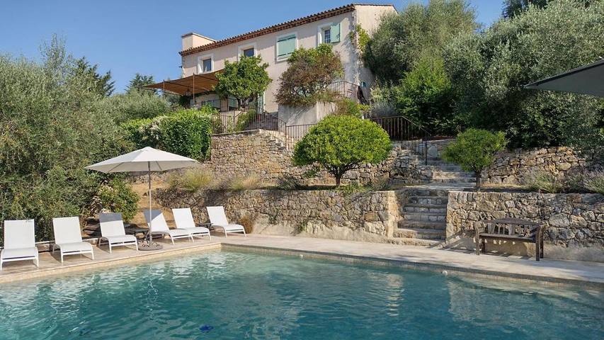 Chalet para 12 personas, con piscina además de vistas y jardín, Familias con niños - 1