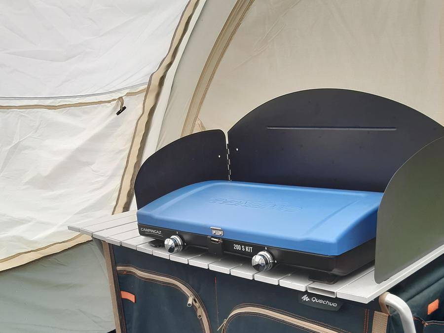 Camping la Venise Verte - Tente 2 personnes - Forfait Tente aménagée - Tente toute équipée in Coulon, Région de Niort