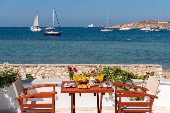 Appart’hôtel pour 3 personnes, avec terrasse ainsi que vue et jardin, animaux acceptés