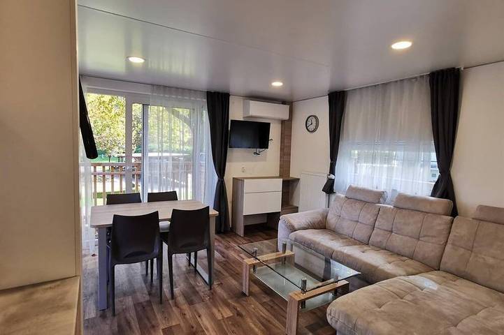 Ferienpark für 4 Personen, mit Sauna und Balkon in Kärnten