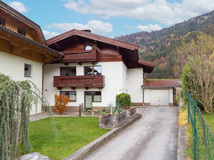 Ferienwohnung für 4 Personen, mit Balkon in Itter