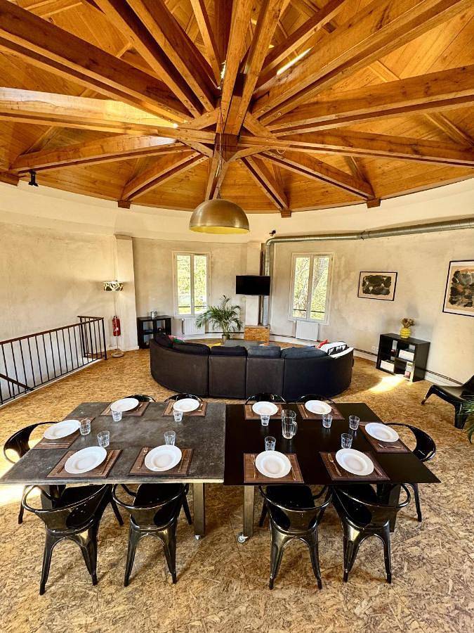 Gîte pour 10 personnes, avec vue à Châteaufort - 3