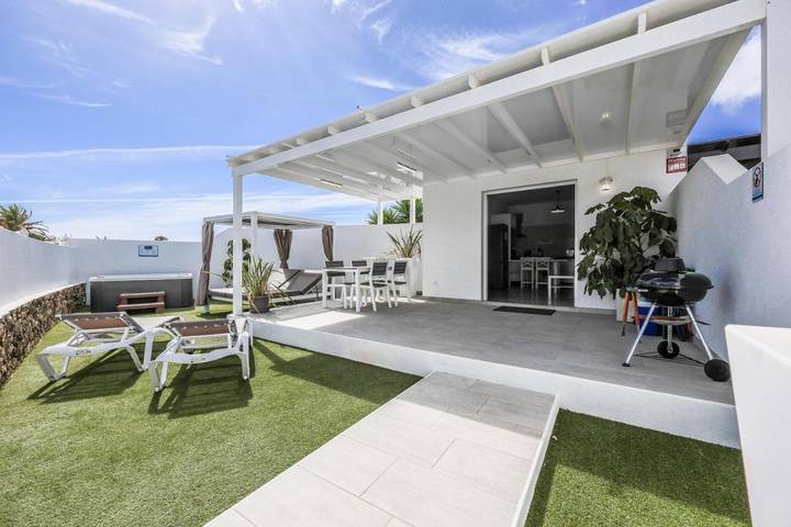Villa für 3 Personen, mit Garten und Whirlpool sowie Pool auf den Kanaren - 2