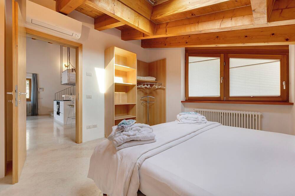 Ganze Wohnung, Ferienwohnung 'Antea' mit Seeblick, Wlan und Klimaanlage in Limone sul Garda, Gardasee-Berge