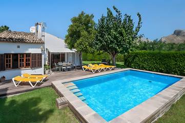 Villa in Playa del Port de Pollença, Pollença für 6 