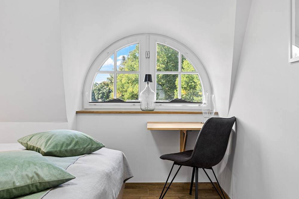 Tuttelduuv unter Reet mit Kamin und Sauna - Dünenrose und Tuttelduuv unter Reet, in Klein Strömkendorf, Salzhaff