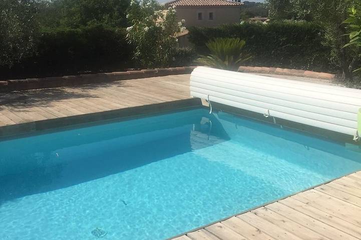 Villa pour 8 personnes, avec terrasse et jardin, animaux acceptés