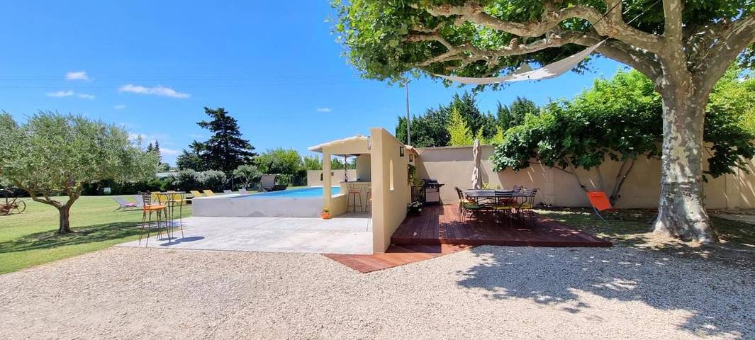 Villa pour 12 personnes, avec piscine ainsi que jardin et vue, animaux acceptés - 1