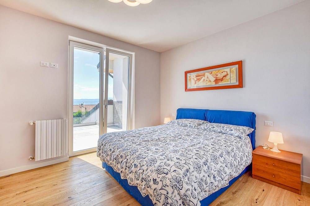 Beautiful home in Lazise in Lazise, Prealpi Gardesane