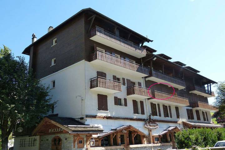 Gîte pour 4 personnes, avec balcon/terrasse dans Office De Tourisme De La Clusaz - 2