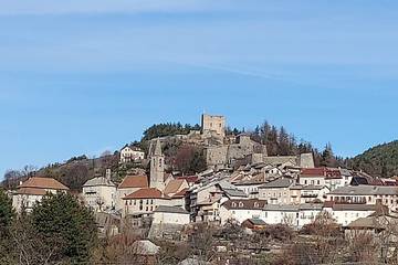 Gîte pour 3 personnes, avec balcon à Seyne-les-Alpes
