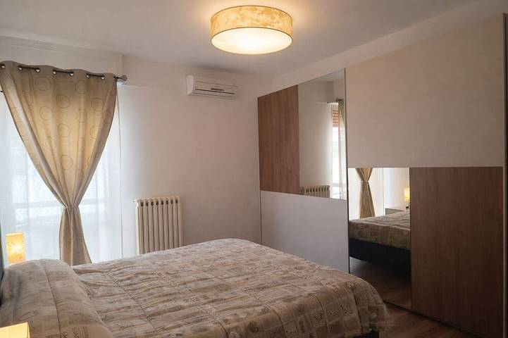 Ganze Wohnung, Wohnung 50 m vom Strand | 7 Personen | Terrasse & Radweg in Martinsicuro, Teramo Provinz