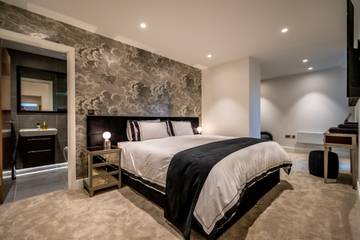 Apartment for 5 People in York, Yorkshire, Photo 2