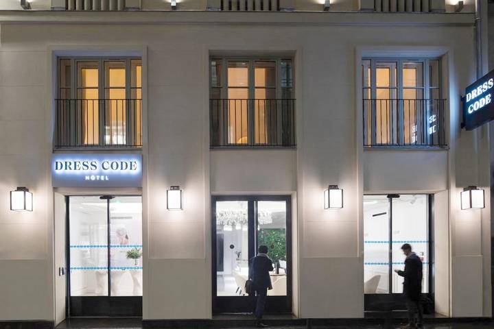 Hôtel pour 2 personnes, avec jacuzzi dans L'Olympia (Paris) - 3