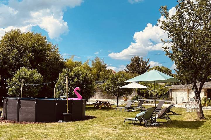 Gîte pour 15 personnes, avec jardin à Ruffec - 3