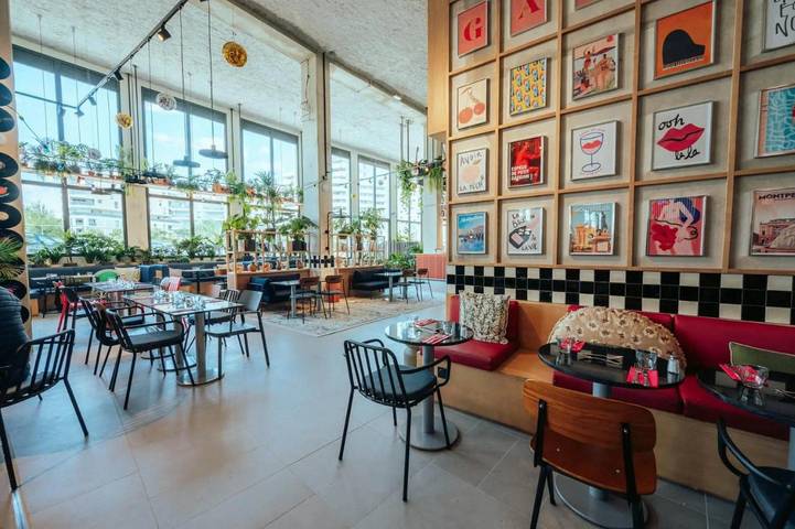 Hôtel pour 4 personnes, avec terrasse, animaux acceptés