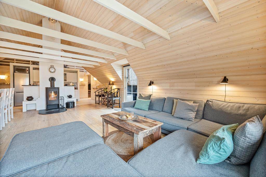 Strandnahes Poolhaus für 10 Personen, Sauna und Whirlpool in Blavand, Varde